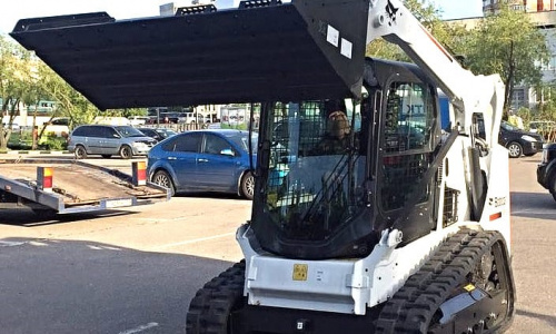 Мини-погрузчик Bobcat T590